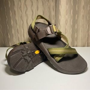 Chaco Z1 Vibram Men’s 11 Classic Green Brown Sandals Strap Z/1 RARE COLOR!